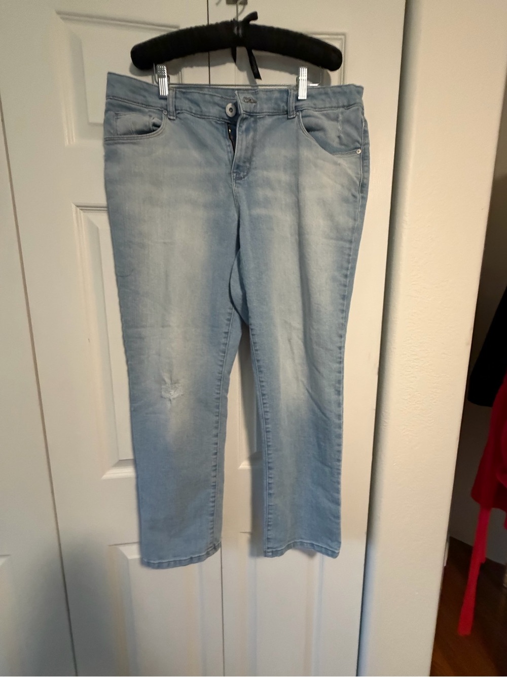 Style & Co. Light Wash Cropped Women’s Jeans - Boyfriend Cut